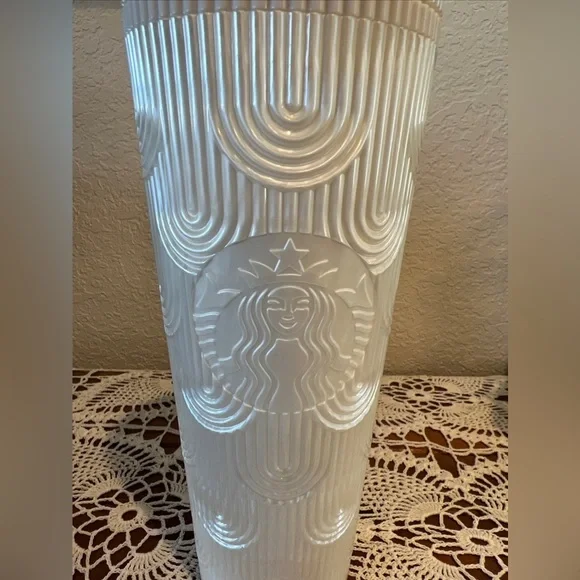 Starbucks White Pearl Shell Mermaid Scales Siren Tumbler - Picture 2 of 3